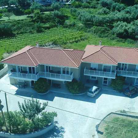 Lagadi 6 * Lassi (Kefalonia)